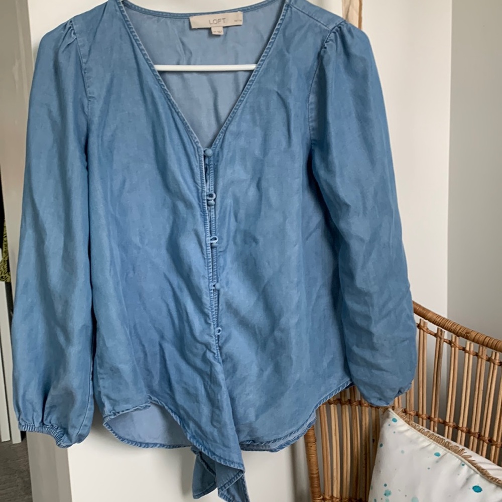 Denim tie front blouse loft size SP great condition